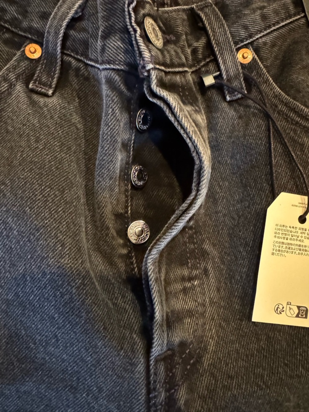 Levi’s 501 90s Ankle Jeans Women’s Black Denim 30x27 NWT - Picture 3 of 8